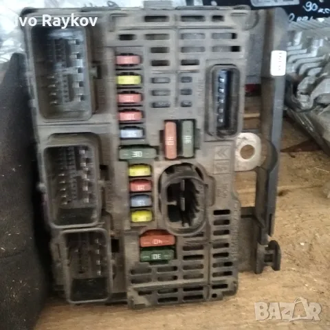 BSI модул за Peugeot 207 1.6 HDI 90 конски сили 9664983080, снимка 2 - Части - 47995053