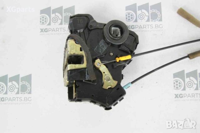 Брава врата предна лява за Toyota Corolla E12 2.0d4d 90к.с. хечбек (2001-2007), снимка 2 - Части - 41485907