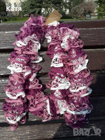 Ръчно изплетени шалове