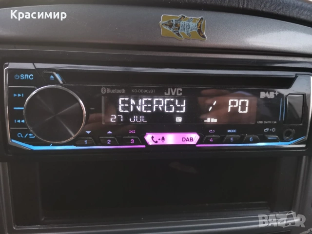 CD плеър за кола JVC KD-DB902BT, снимка 4 - Аксесоари и консумативи - 53866157
