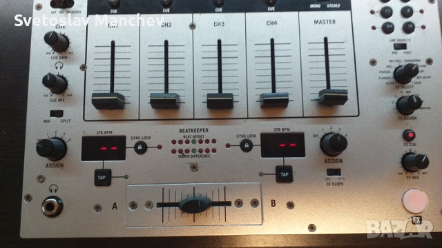 DJ MIXER Numark M 8, снимка 2 - Ресийвъри, усилватели, смесителни пултове - 53237582