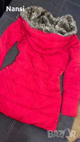 Прекрасно яке на Motivi с топла подвижна качулка в красив червен цвят, снимка 7 - Якета - 53224066