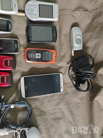 Продавам стари телефони GSM, снимка 3 - Други - 52475997