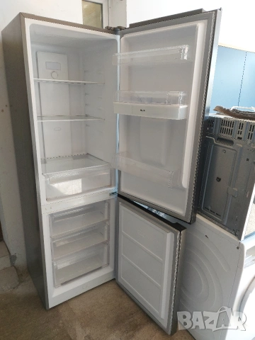 Хладилник с фризер Finlux, снимка 2 - Хладилници - 53644567