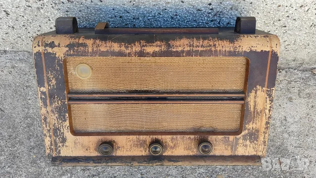 Лампов радиоприемник Philips 845 за реставрация/части
