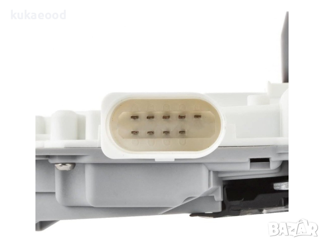 Брава за Audi Q3 8U (2011-2018) за задна лява врата, снимка 4 - Части - 44528356