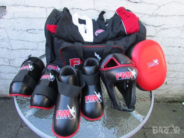 Екипировка за карате - кик бокс FMA 