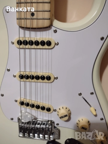 Продава се китара Стратокастер