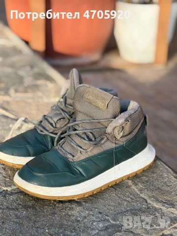 Обувки Adidas оригинални 40 номер, снимка 4 - Маратонки - 53524952