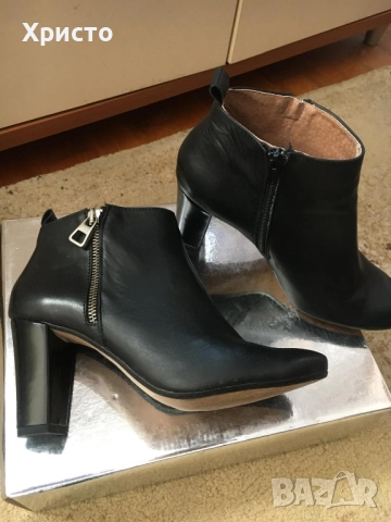 Дамски кожени боти 