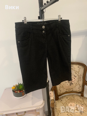 Черни дънки до коляното в размер М, снимка 2 - Къси панталони и бермуди - 44779474