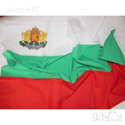 Българско знаме от плат шито размер 90/150 със герб, снимка 1 - Български сувенири - 39567975