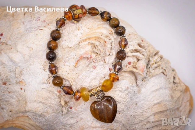 Гривна от полускъпжценни камъни, снимка 17 - Гривни - 53723547