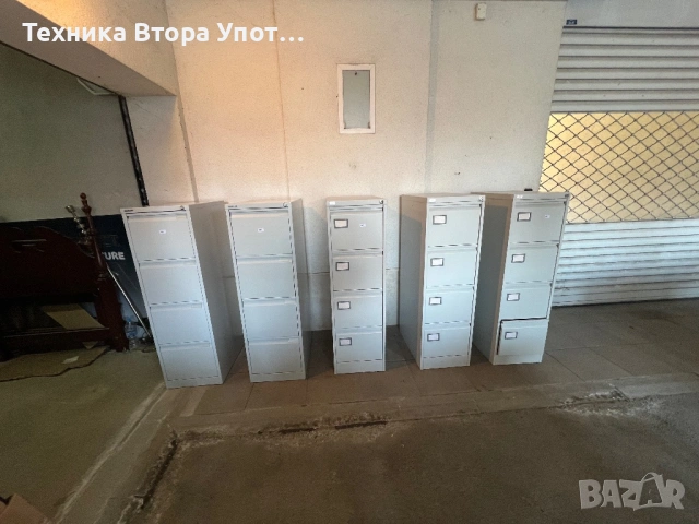 офис шкафове за папки и документи 