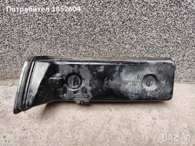 Десен стоп Мерцедес 190, снимка 8 - Части - 53733047