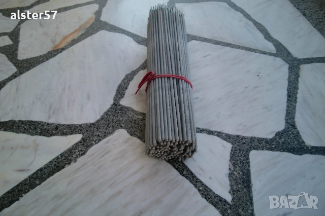 Неръждаеми електроди ф4х350 мм Esab 94.25, снимка 3 - Други машини и части - 52251300