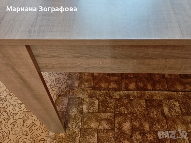 Телевизор SAMSUNG PLANO, Френско-BG речници, BG-френски разговорници, Разтег. маса, 3 стола, Монитор, снимка 7 - Други ценни предмети - 41831814