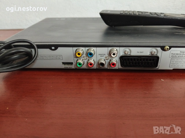 DVD Philips , снимка 6 - Плейъри, домашно кино, прожектори - 53118275