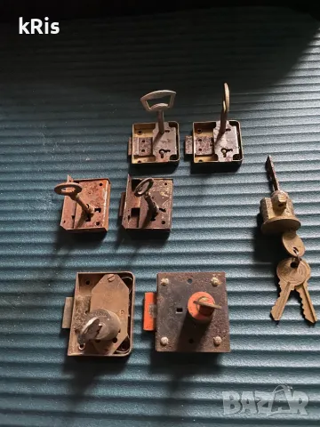  Фасунки,ключове,ел.неща,брави,..