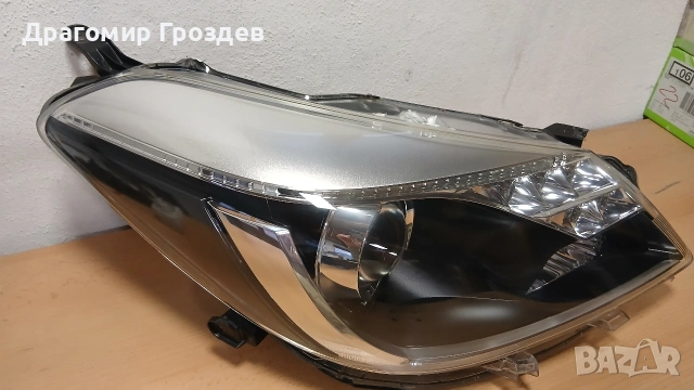 Десен фар за Toyota Yaris III Hybrid / Тойота Ярис Хибрид (2012-2015), снимка 4 - Части - 53607714