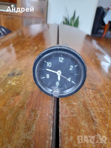 Стар часовник за Лада,Lada #2, снимка 1 - Други ценни предмети - 40324768