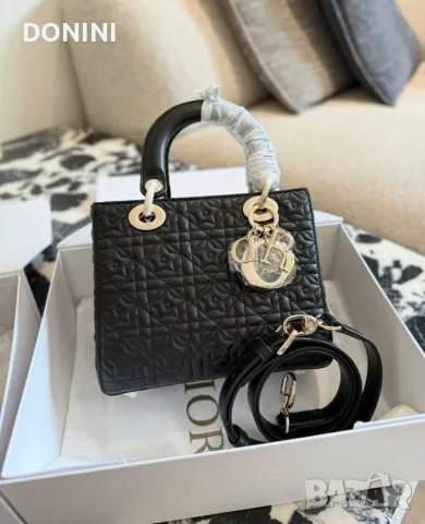 Christian Dior Дамска чанта, кожа, снимка 6 - Чанти - 56377856