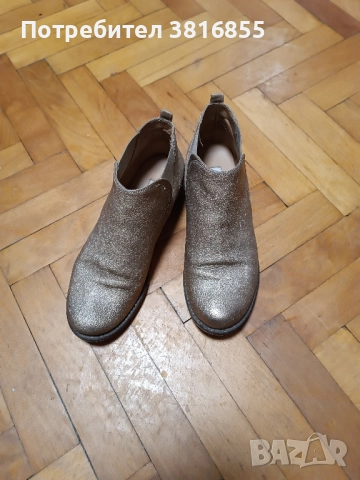 Дамски обувки на Кларк номер 38