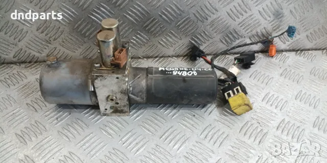 Помпа гюрук Renault Megane CC 2004г.	