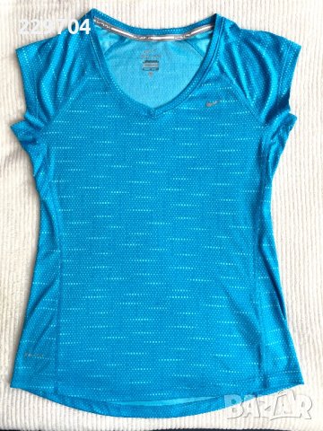 Чисто нова дамска тениска Nike