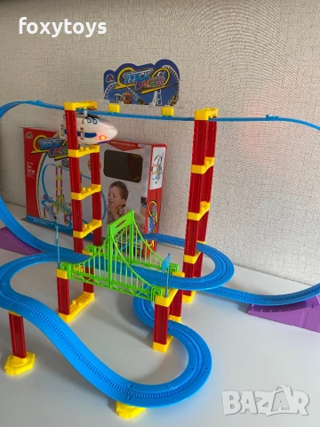 Локомотивче с 3D релсов път с лупинг, влак, релси, снимка 3 - Влакчета, самолети, хеликоптери - 51246813