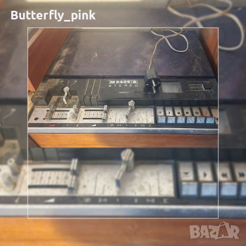 Стар ретро магнетофон STEREO