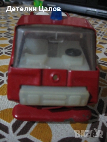 Два броя ретро соц метални камиончета, снимка 5 - Колекции - 53790682