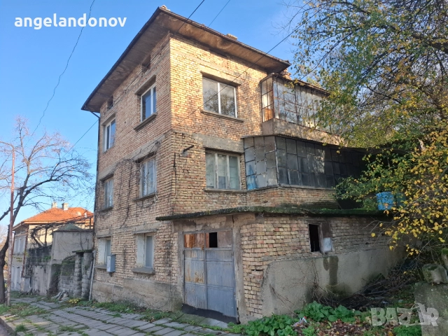 къща Велики Преслав, снимка 2 - Къщи - 52482819