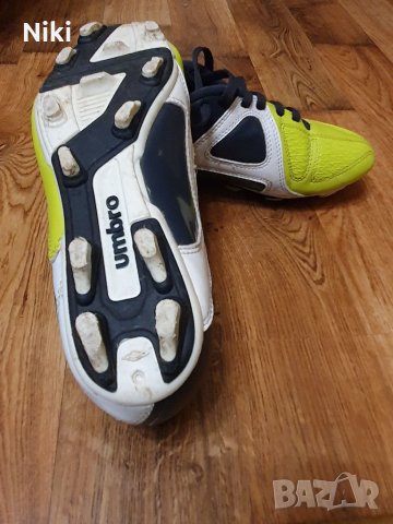 Футболни обувки - бутонки Umbro , снимка 4 - Футбол - 38726834
