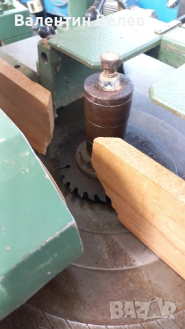 фреза с четириролков подавател мотор 4kw.шпиндел ф 50мм., снимка 3 - Други машини и части - 53520055