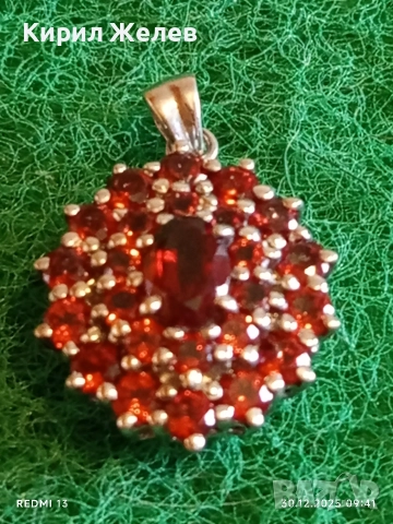 Сребърен медальон във формата на ЦВЕТЕ инкростирано с кристали СУЛТАНИТ 52568