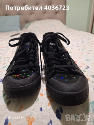 Дамски маратонки Adidas, снимка 6 - Маратонки - 52420776