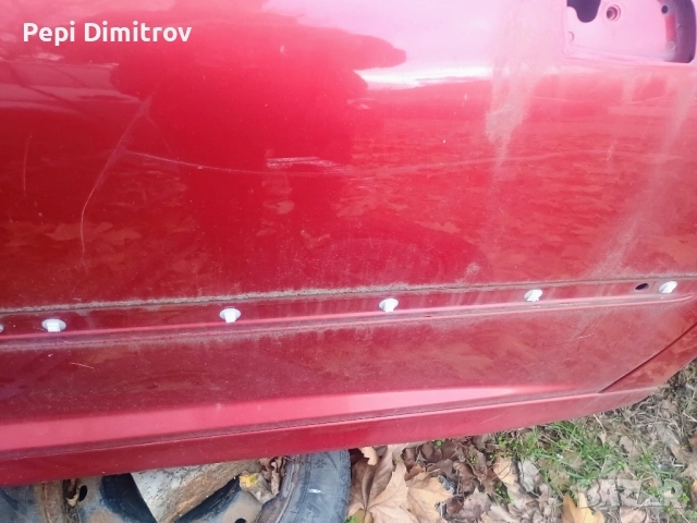 Предна дясна врата Peugeot 207 (2006-2015, Пежо 207, снимка 2 - Части - 52549923