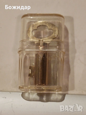 Позлатена Бензинова Запалка.1975г.СССР., снимка 4 - Антикварни и старинни предмети - 53820907