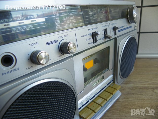 Стерео касетофон TOSHIBA RT-100S, снимка 4 - Радиокасетофони, транзистори - 41932522