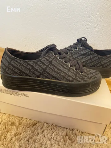 Оригинални дамски кецове Calvin Klein Jeans, снимка 3 - Кецове - 56243446