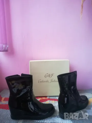 черни ботуши(боти) G&J