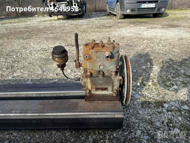 Продавам Зилов двуцелиндров компресор, снимка 3 - Други машини и части - 52444996