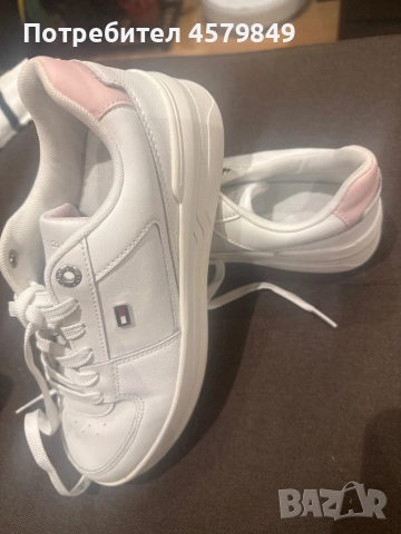 Маратонки TOMMY HILFIGER 38 номер, снимка 7 - Дамски ежедневни обувки - 51541229