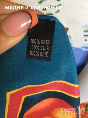 Копринен шал със зимни мотиви, снимка 9 - Шалове - 52378355