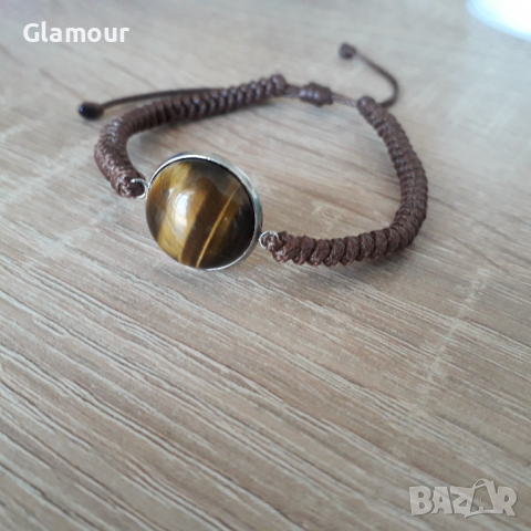 Гривна с тигрово око. 