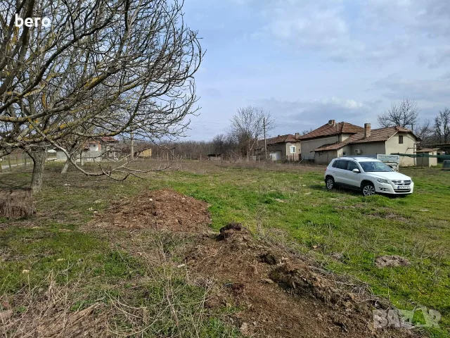 парцел в село Новград , снимка 2 - Парцели - 56060683