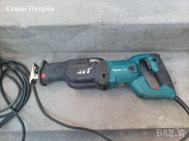 Електрически саблен трион Makita, снимка 2 - Други инструменти - 47838929