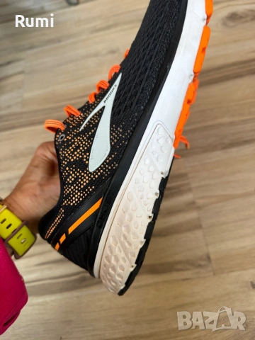 Оригинални  мъжки маратонки Brooks Ghost 11 ! 43 н, снимка 8 - Маратонки - 35934987