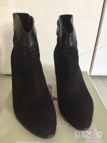 Дамски боти естествена кожа, снимка 2 - Дамски боти - 48321117